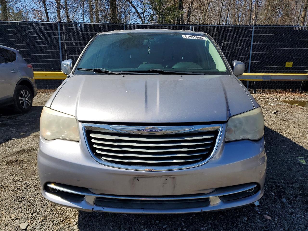 Chrysler Minivan Touring L