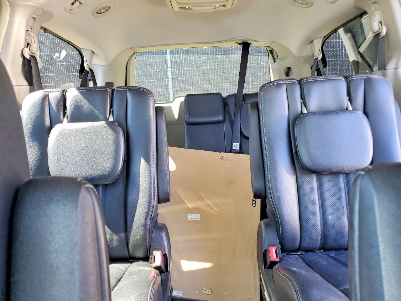 Chrysler Minivan Touring L