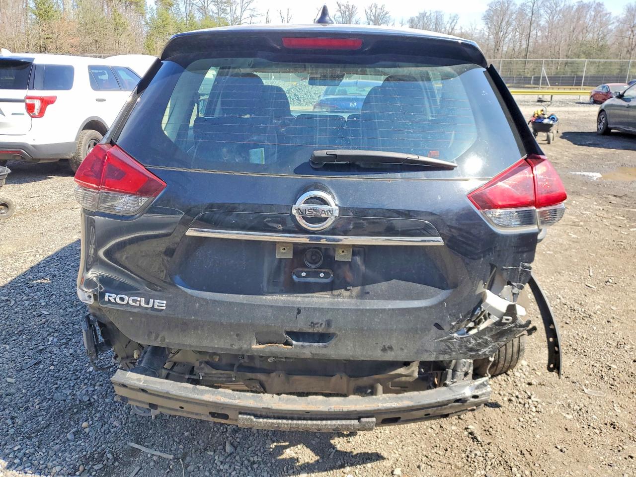 Nissan Rogue S