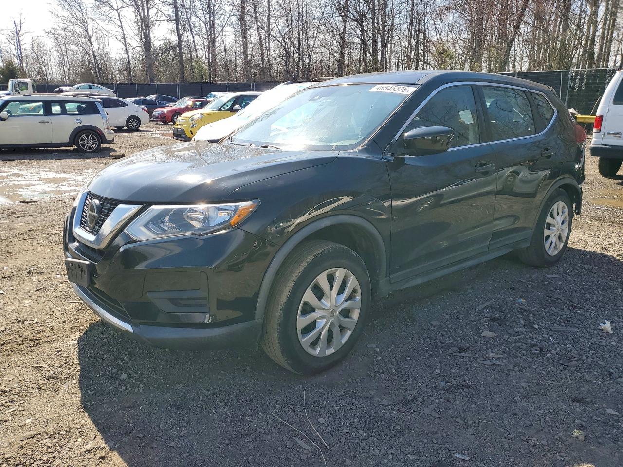Salvage Nissan Rogue Image