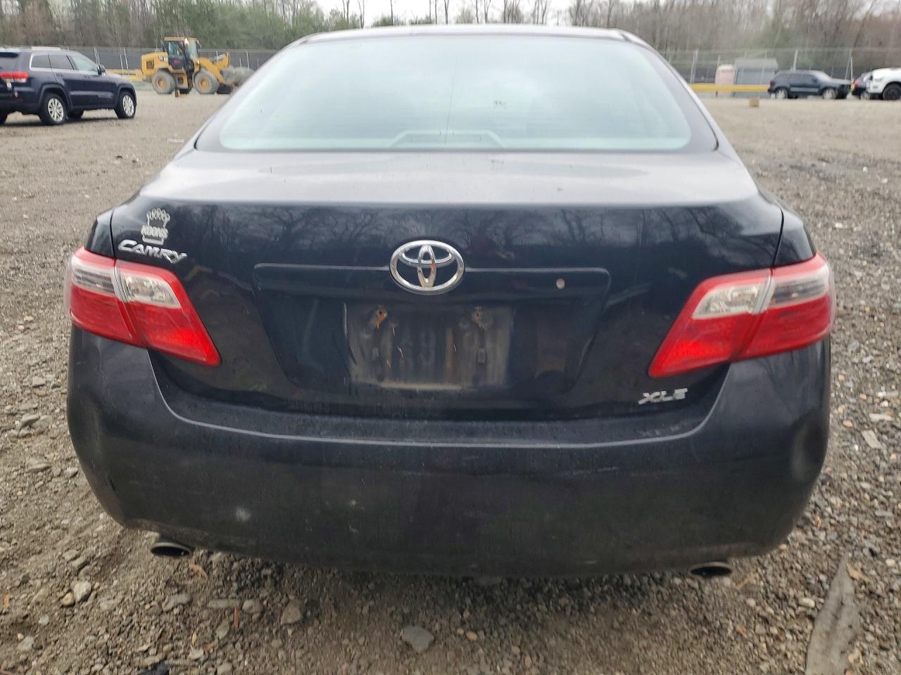 Toyota Camry Xle V6