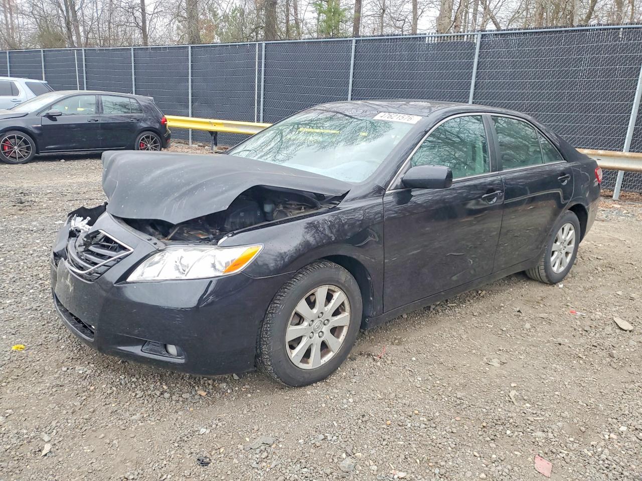 Salvage Toyota Camry Image
