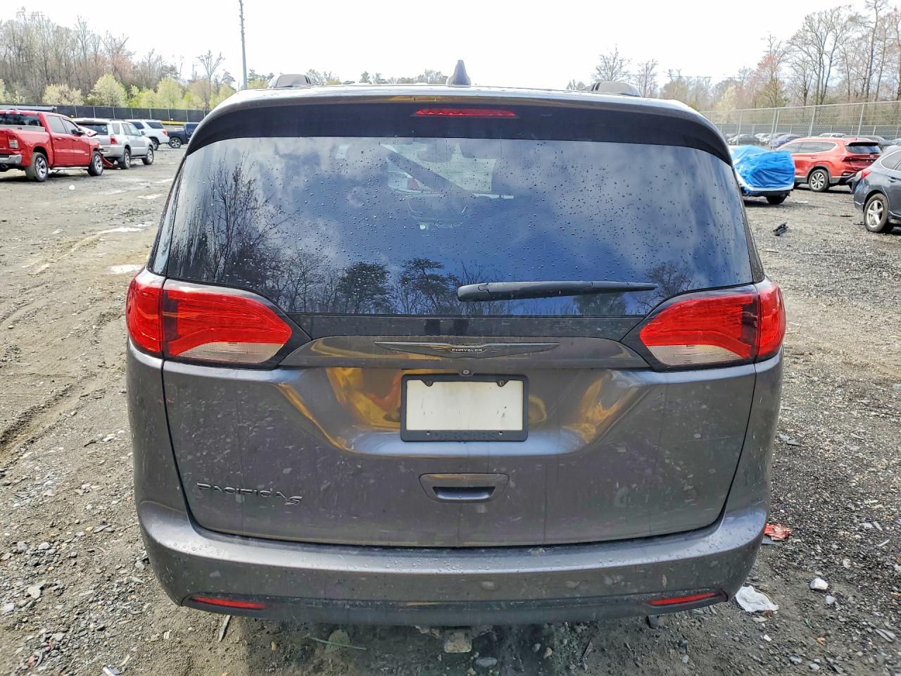 Chrysler Pacifica Touring L Plus