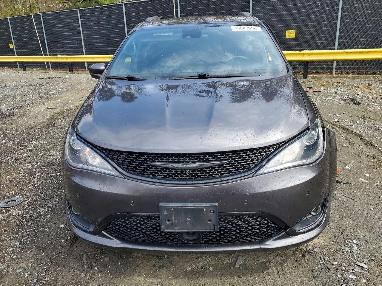 Chrysler Pacifica Touring L Plus