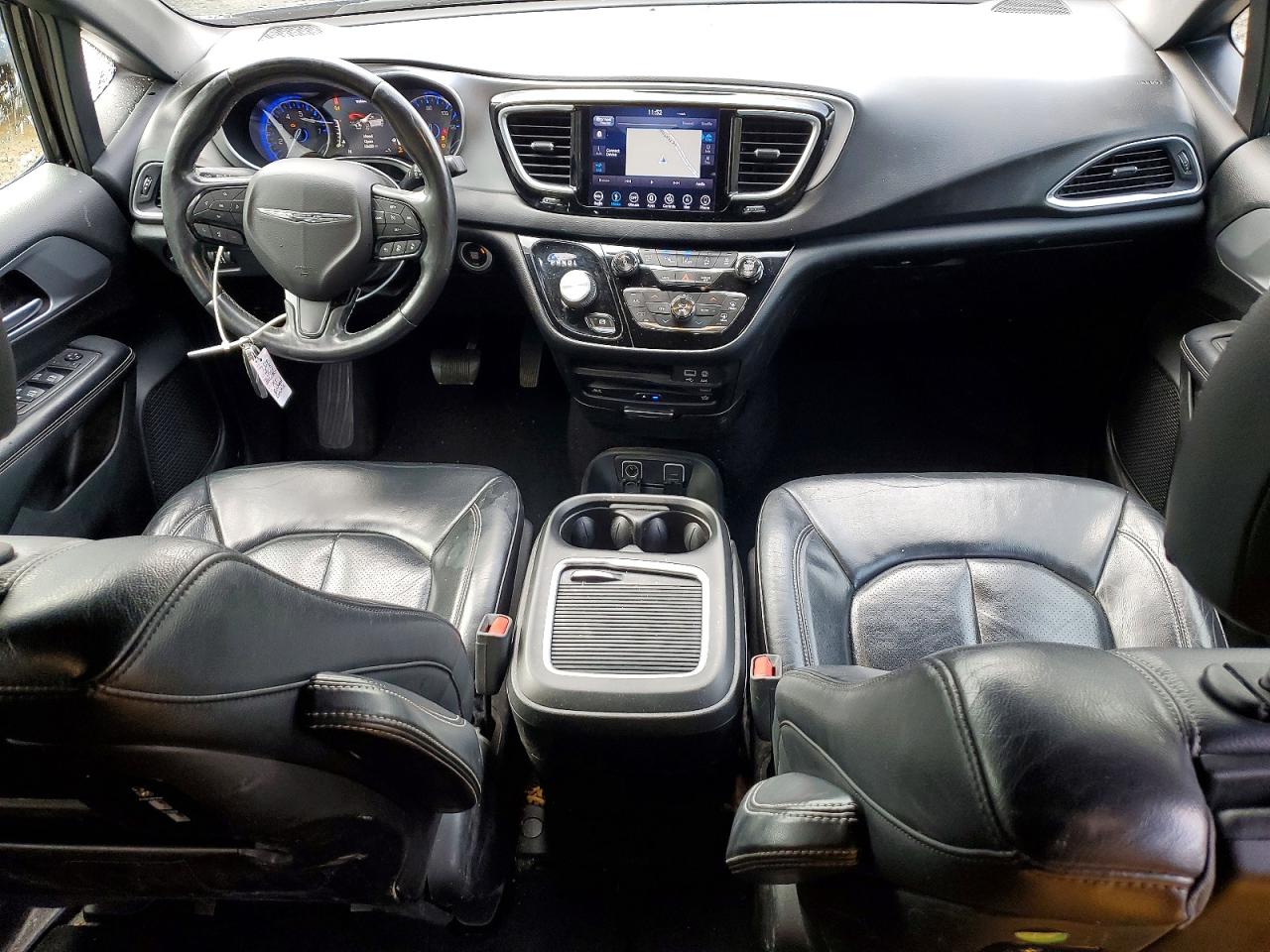 Chrysler Pacifica Touring L Plus