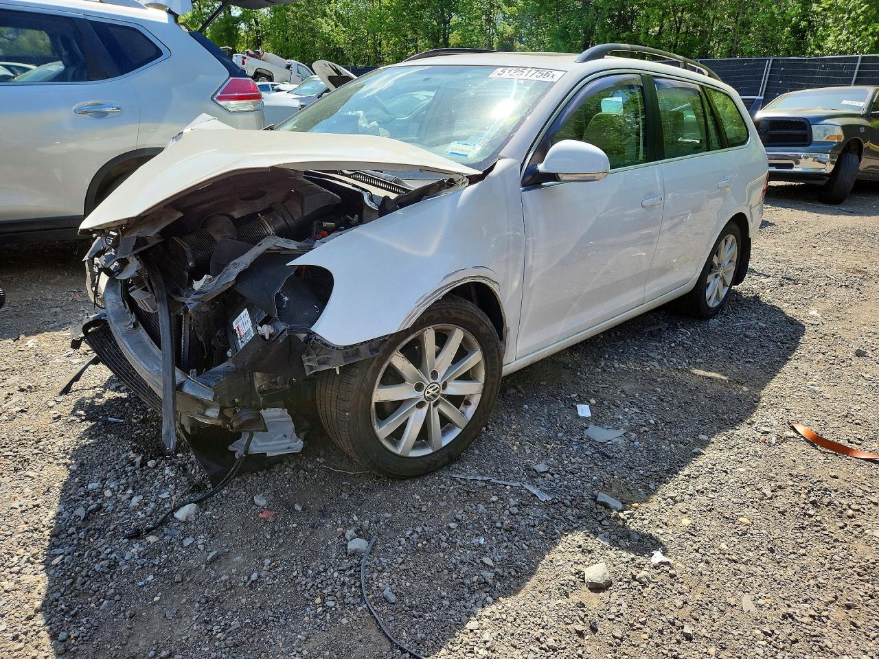 Salvage Volkswagen Jetta Image