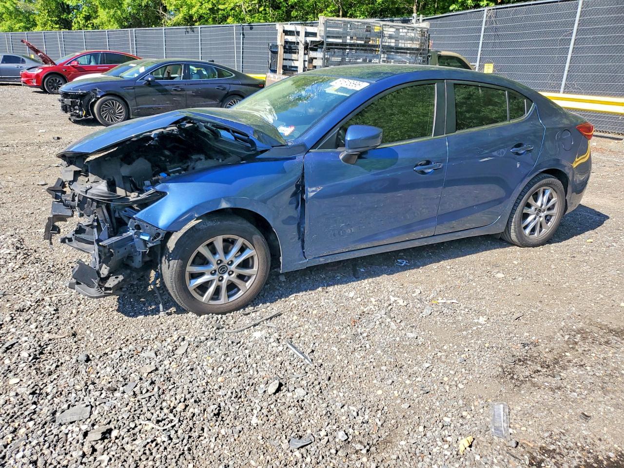 Salvage Mazda 3 Image