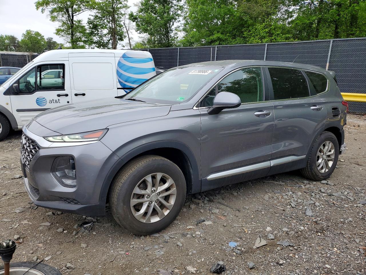 Salvage Hyundai SANTA FE Image