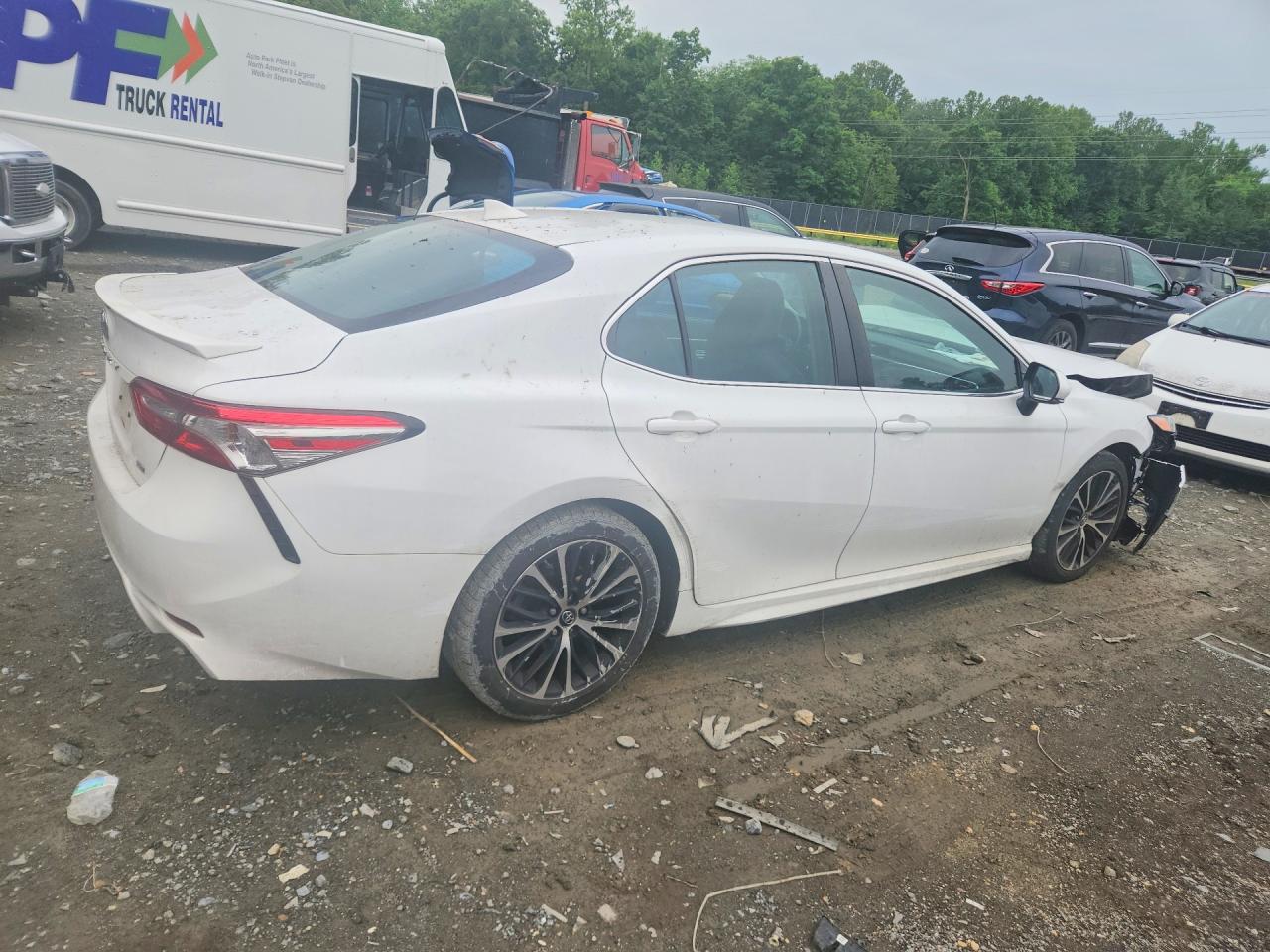 Toyota Camry Se
