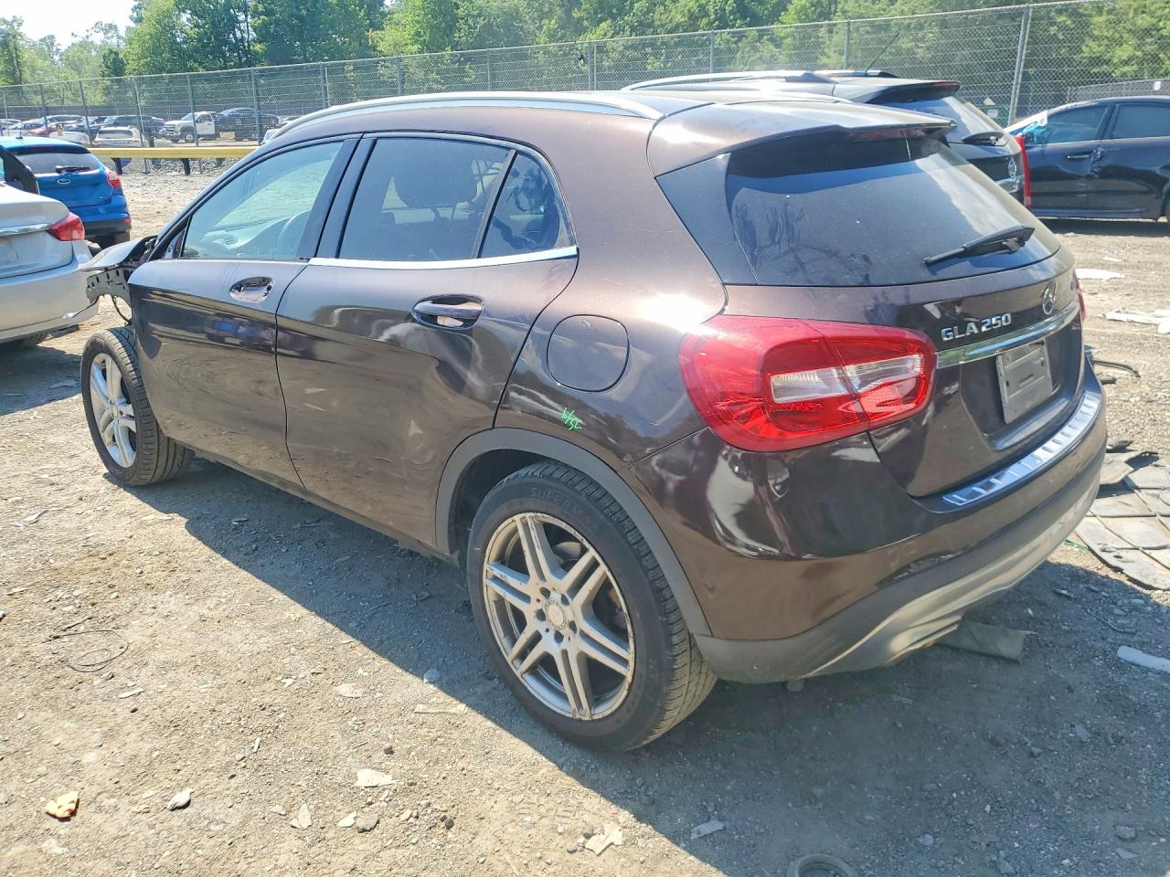 Mercedes-Benz GLA 250 4matic