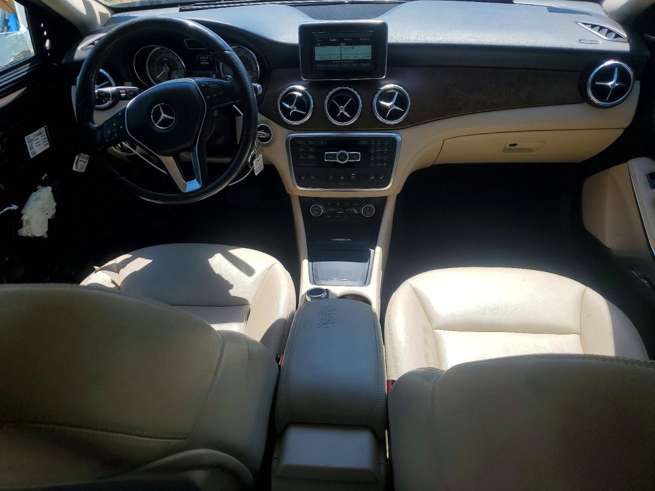 Mercedes-Benz GLA 250 4matic