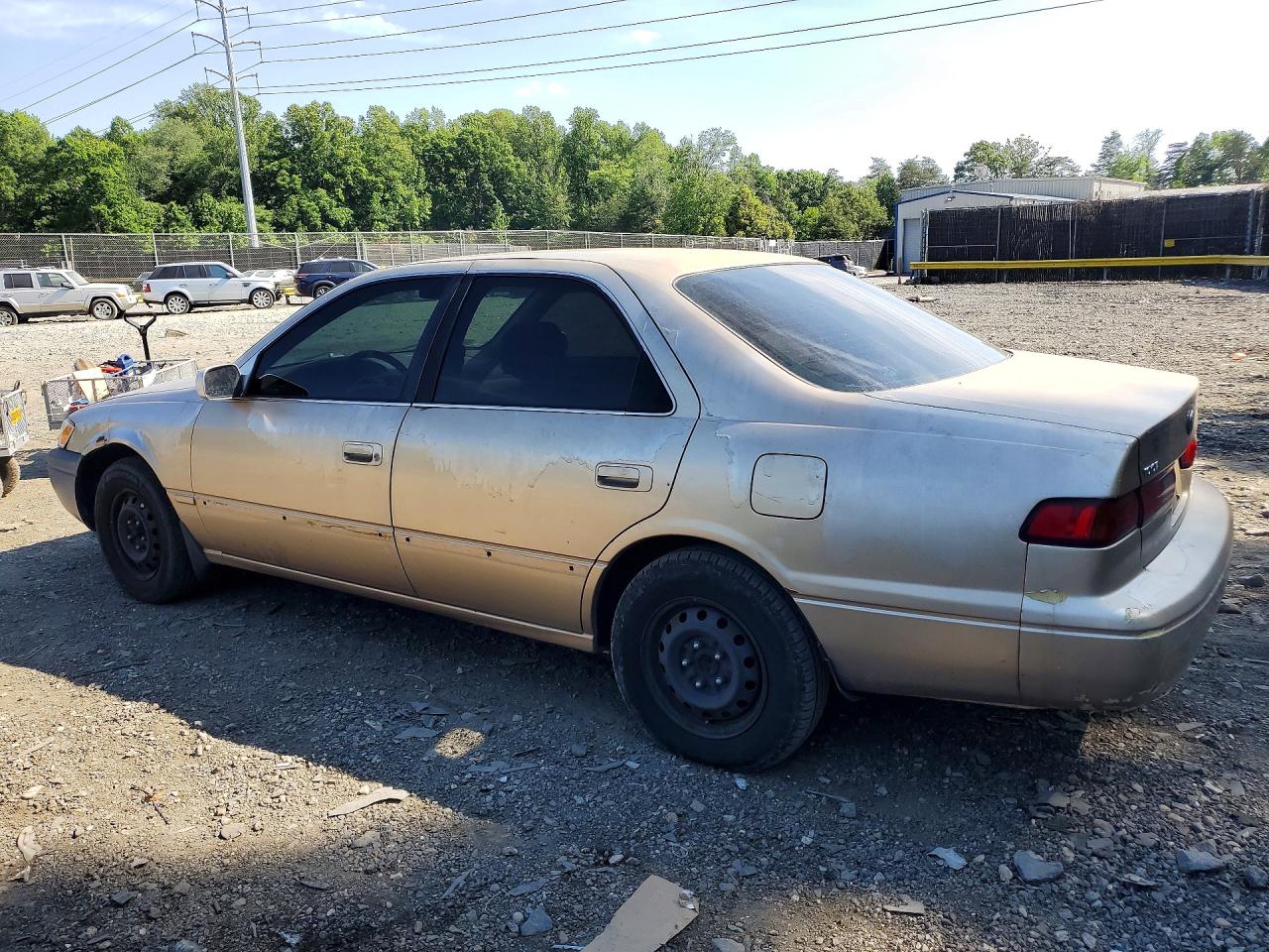 Toyota Camry Le