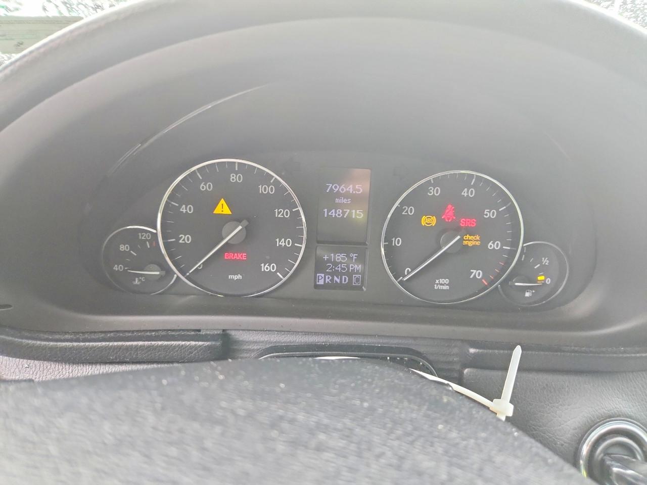 Mercedes-Benz C-Class 230