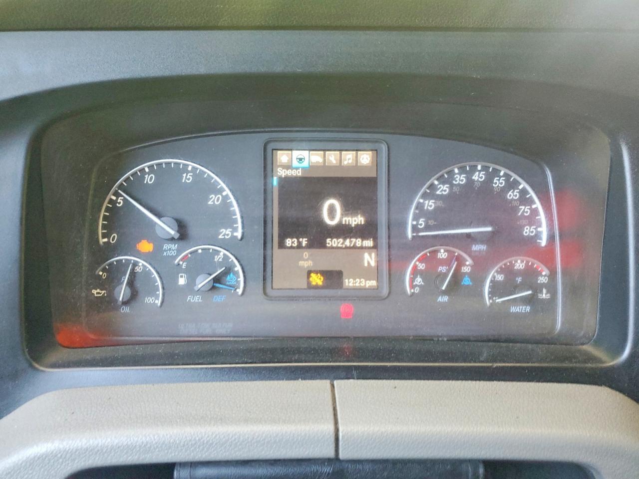 Freightliner Cascadia 126