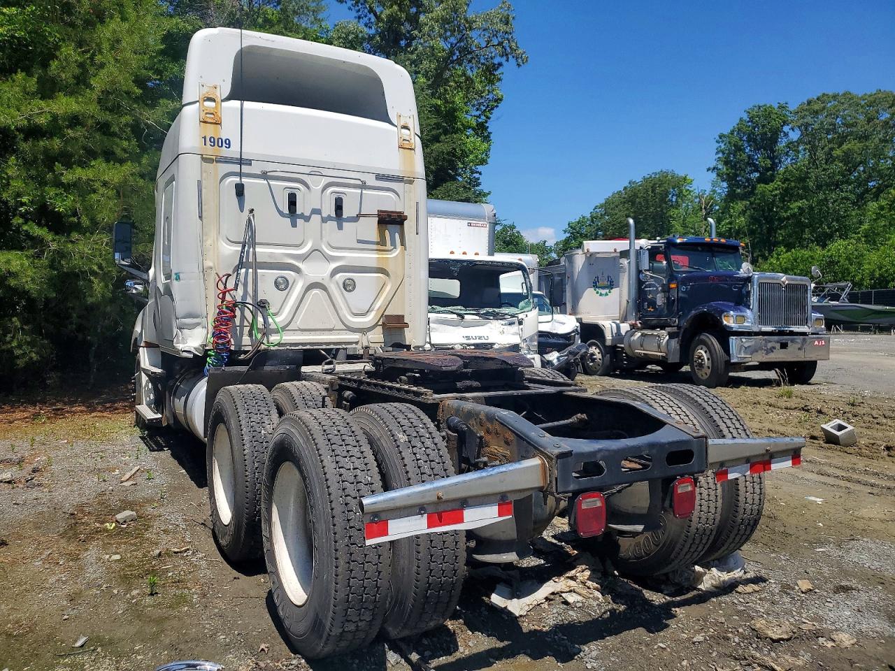 Freightliner Cascadia 126