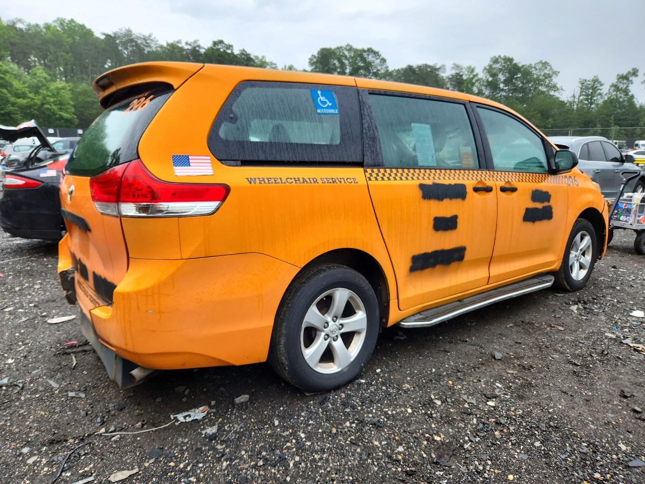 Toyota Sienna L 7-passenger