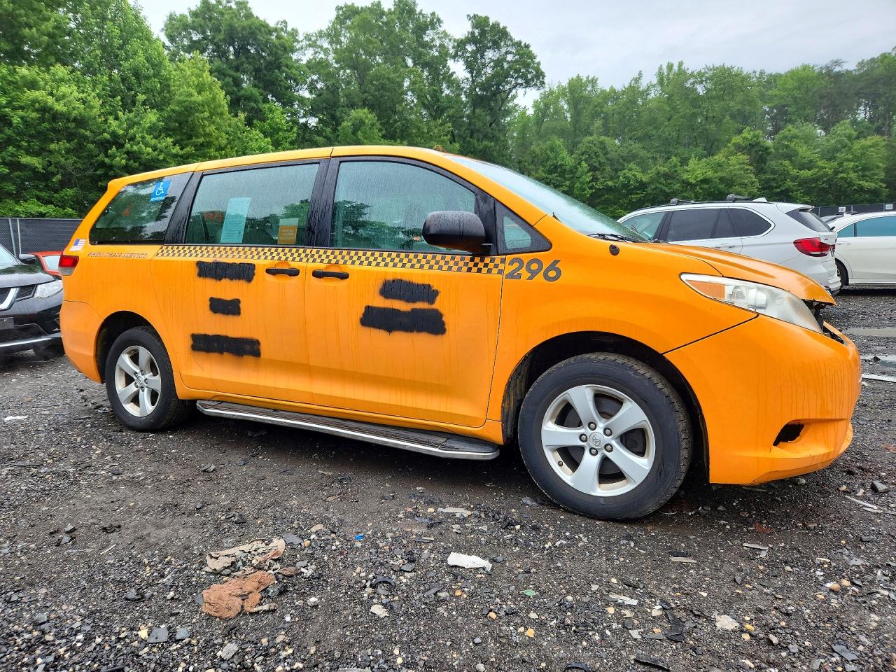 Toyota Sienna L 7-passenger