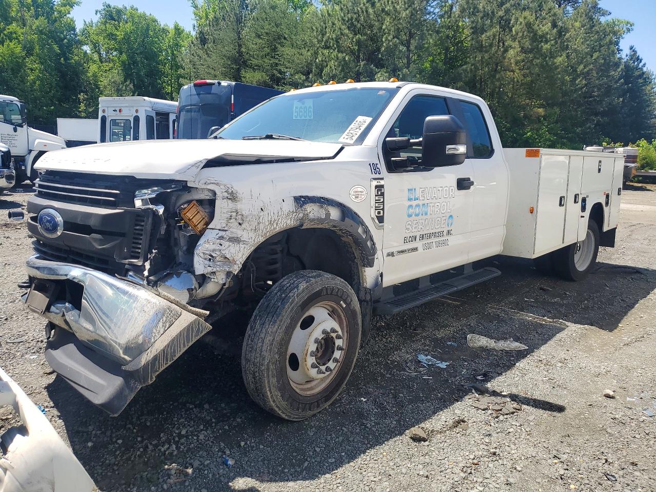 Salvage Ford F-550 Image