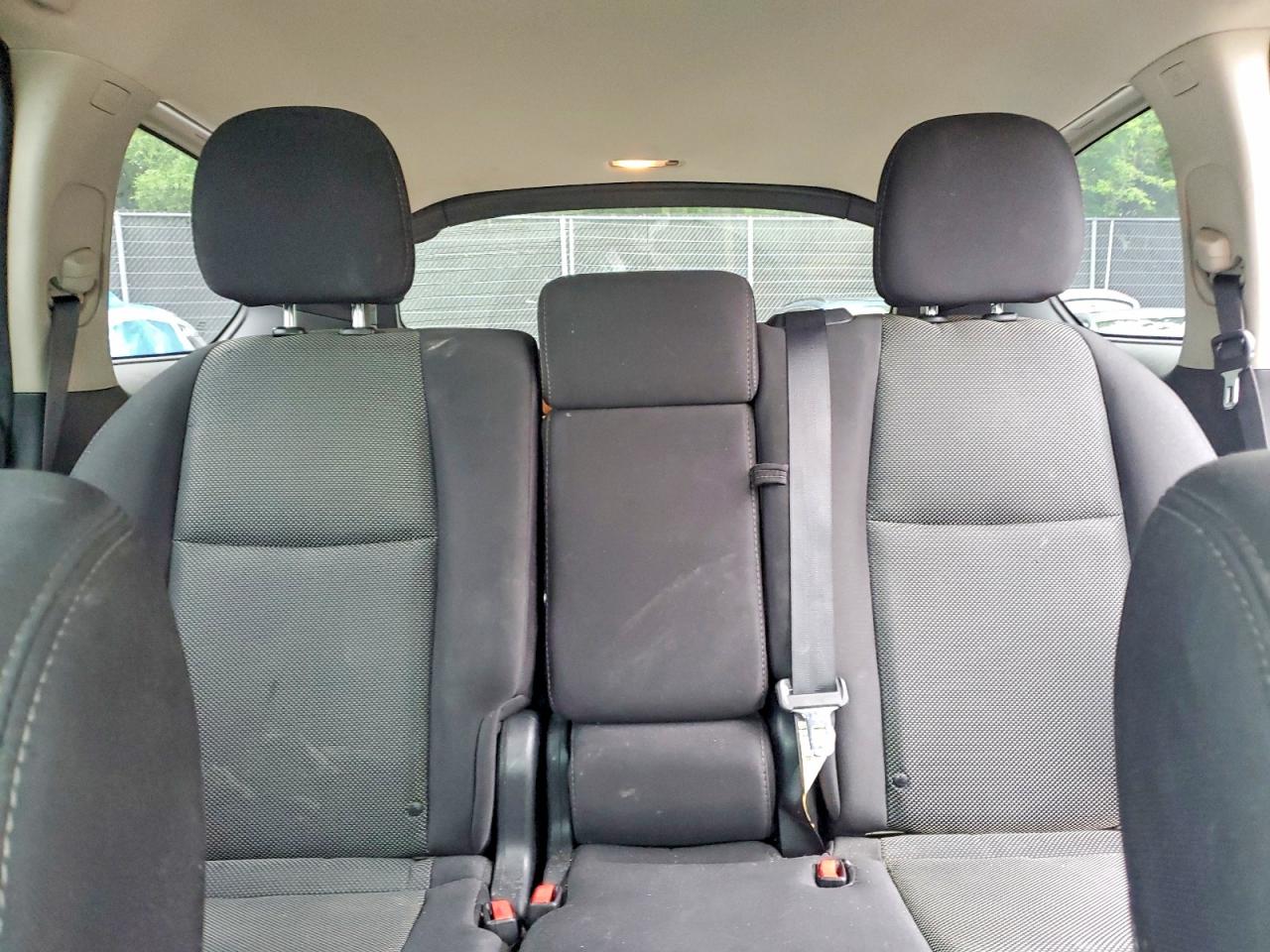 Nissan Pathfinder S