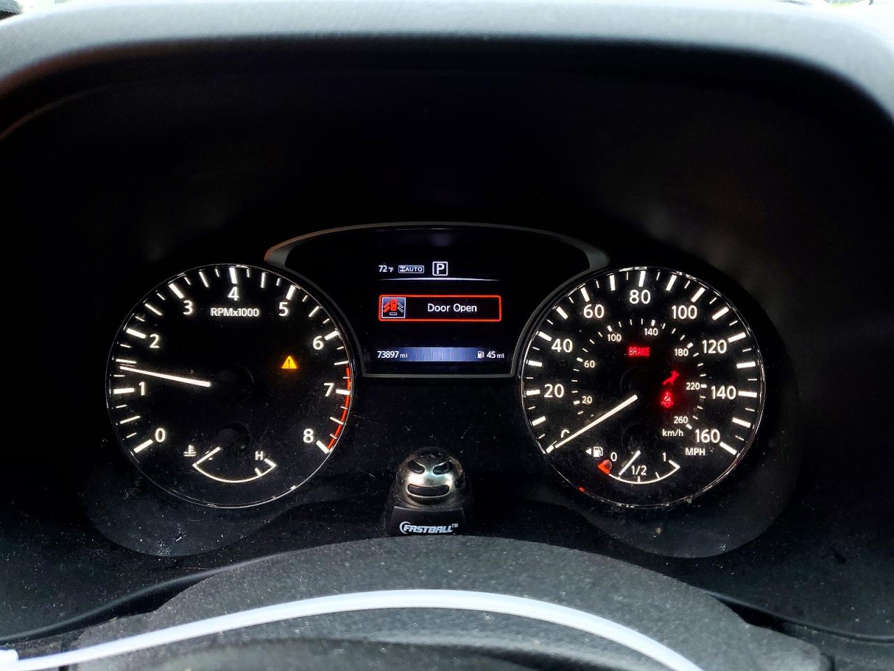 Nissan Pathfinder S