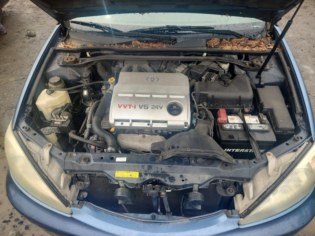 Toyota Camry Le V6