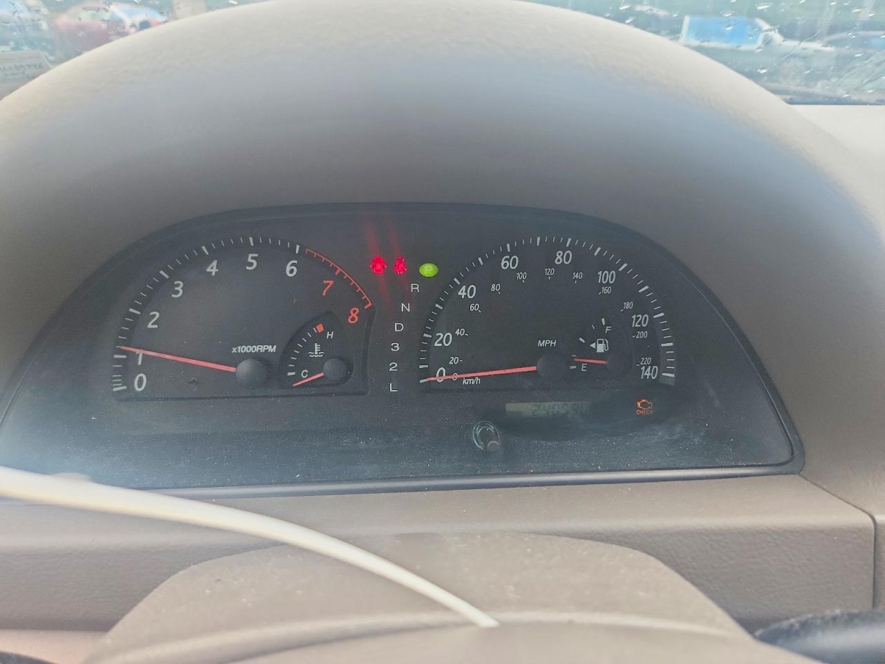 Toyota Camry Le V6