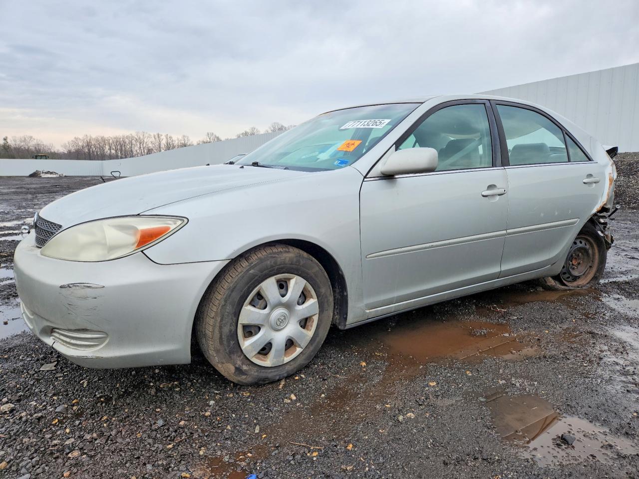 Salvage Toyota Camry Image