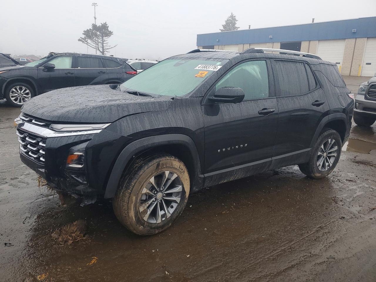 Salvage Chevrolet Equinox Image