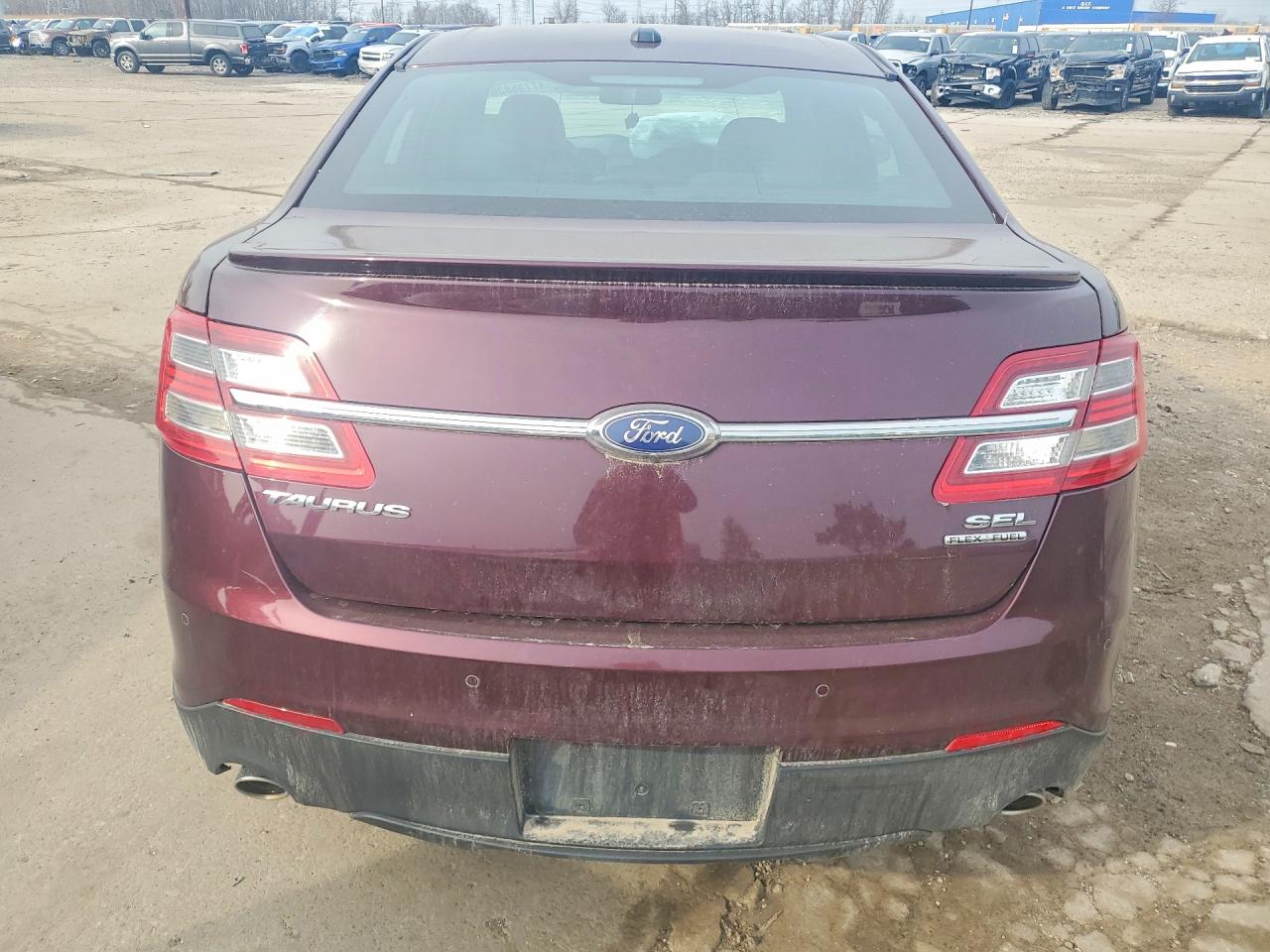 Ford Taurus Sel