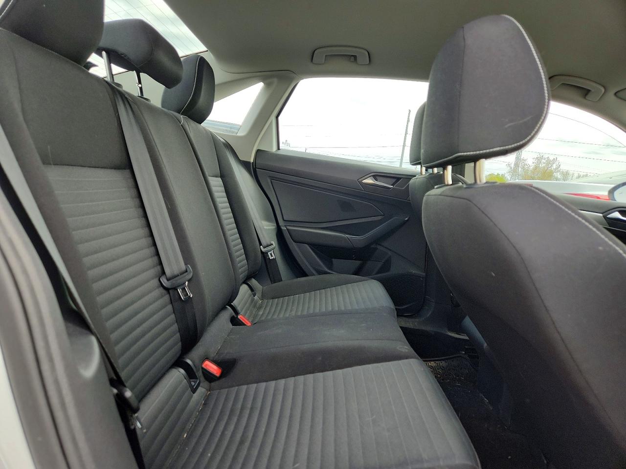 Volkswagen Jetta S