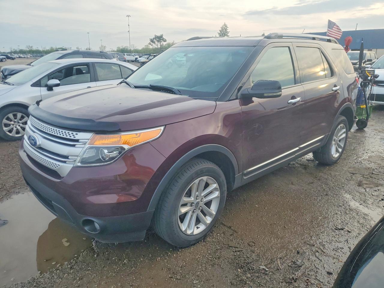 Salvage Ford Explorer Image