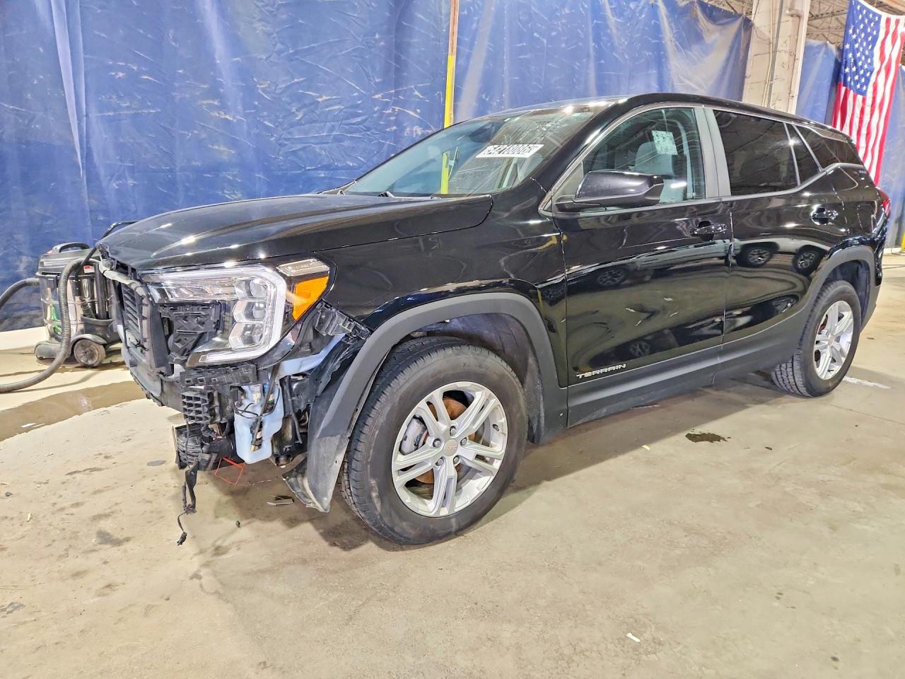 Salvage GMC Terrain Image