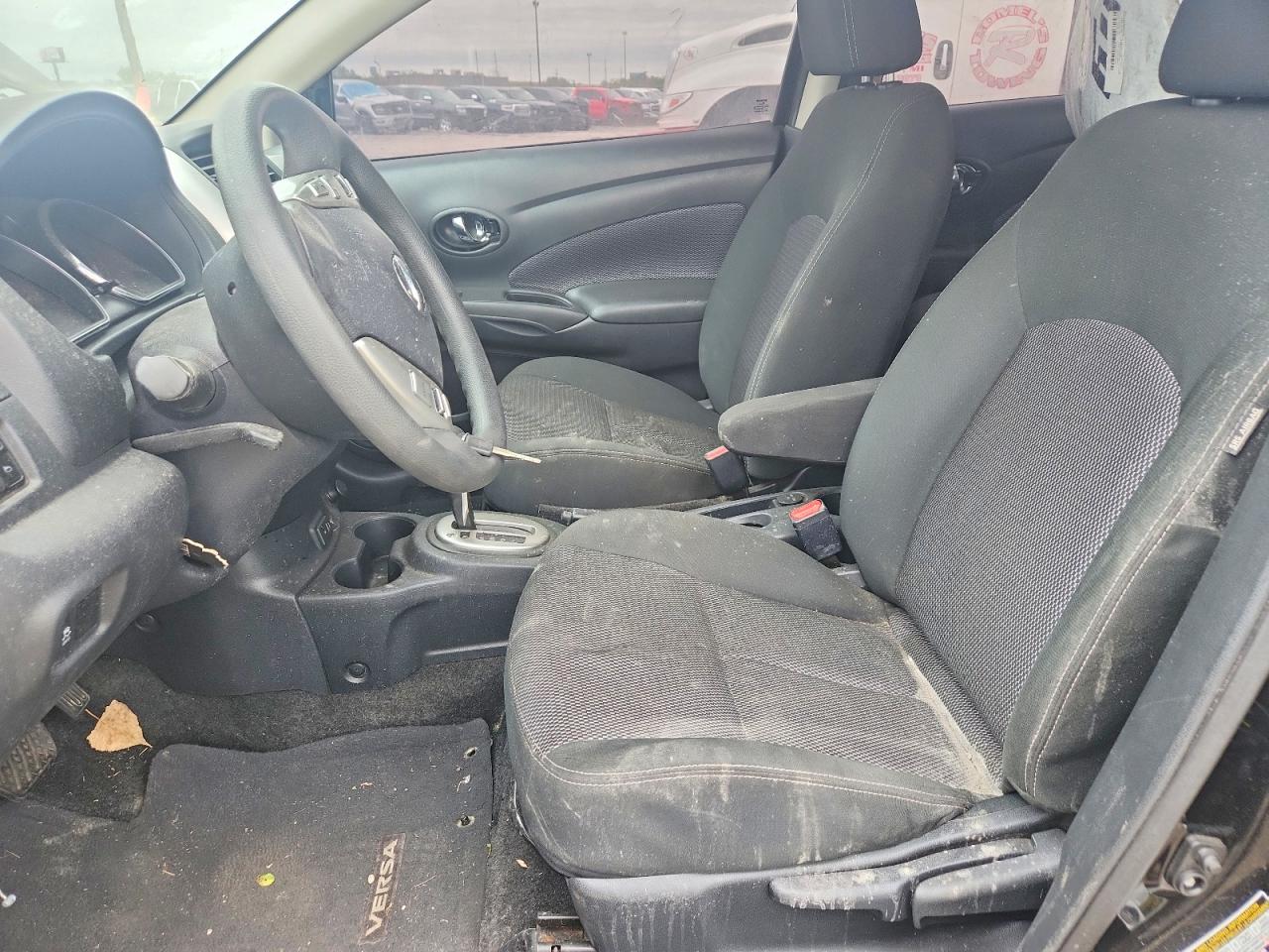 Nissan Versa 1.6 Sv