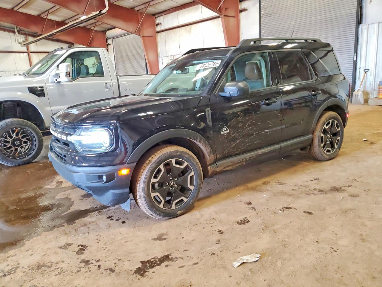 Salvage Ford Bronco Image