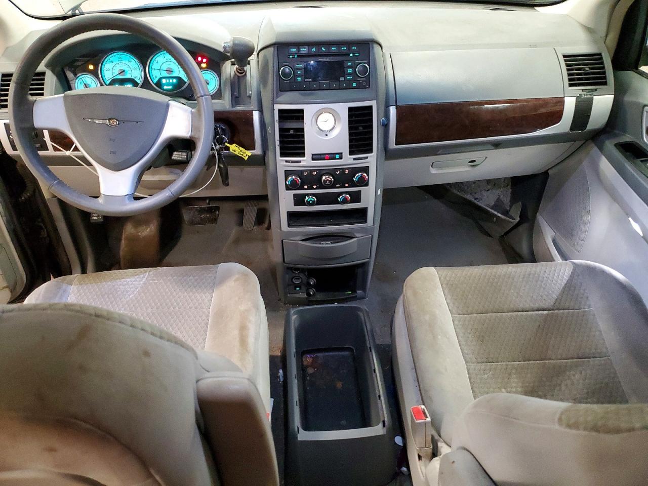 Chrysler Minivan Touring
