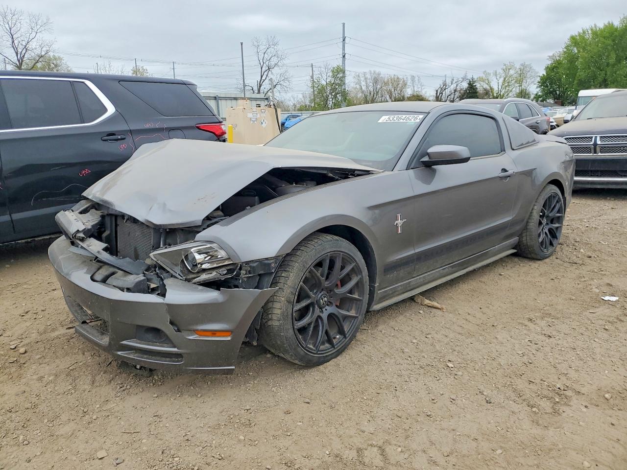 Salvage Ford Mustang Image