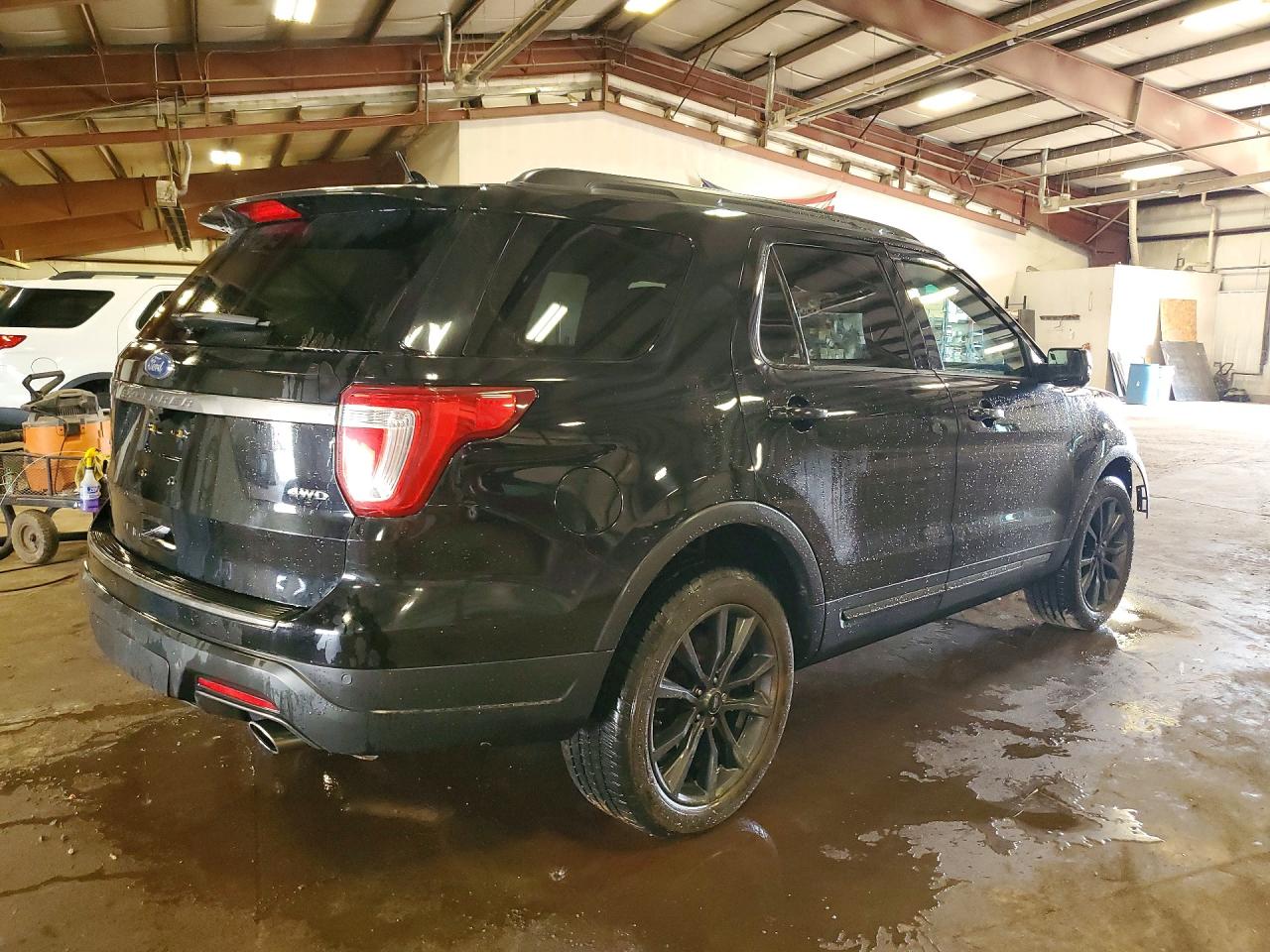 Ford Explorer Xlt