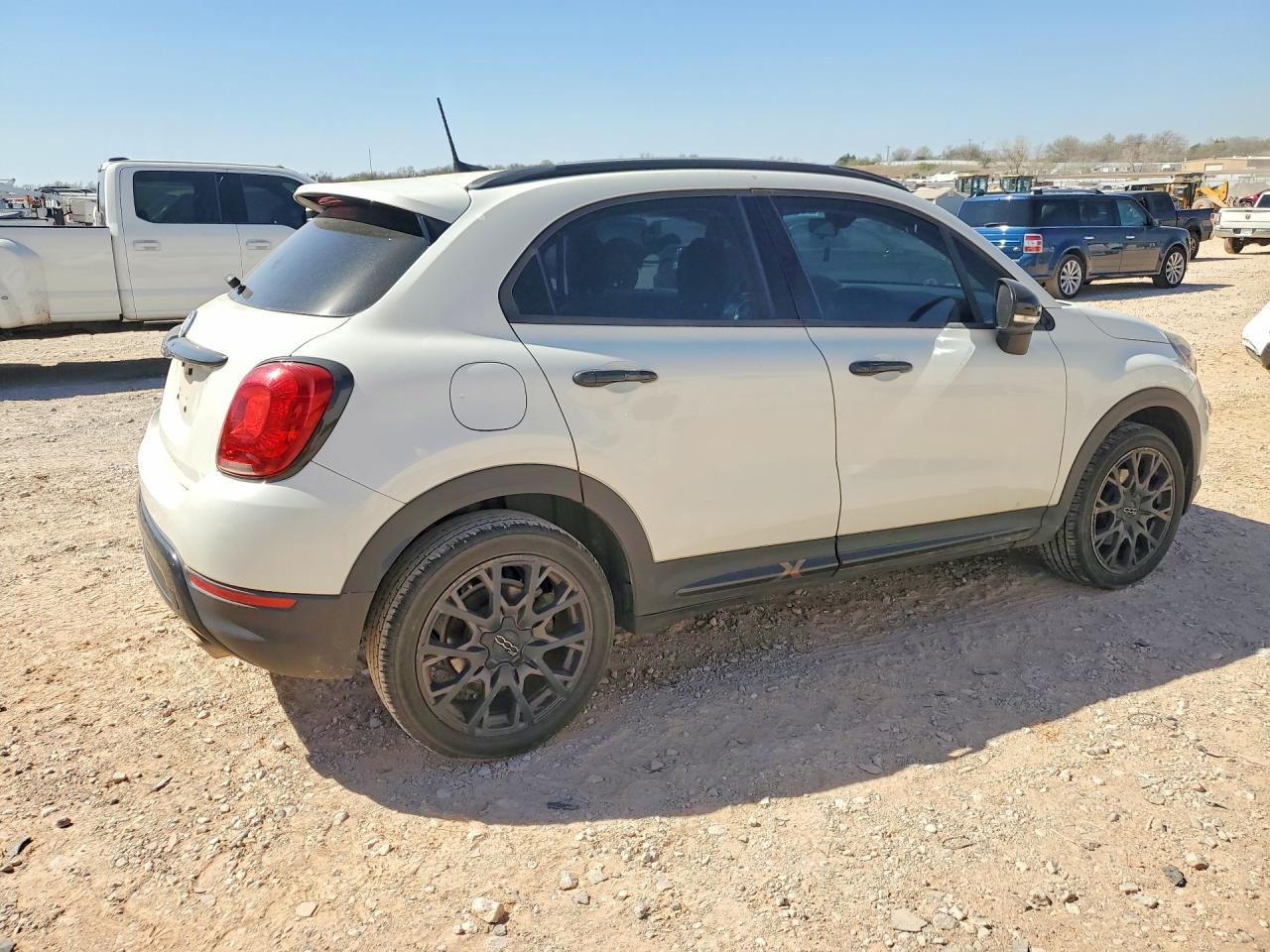 FIAT 500 Trekking