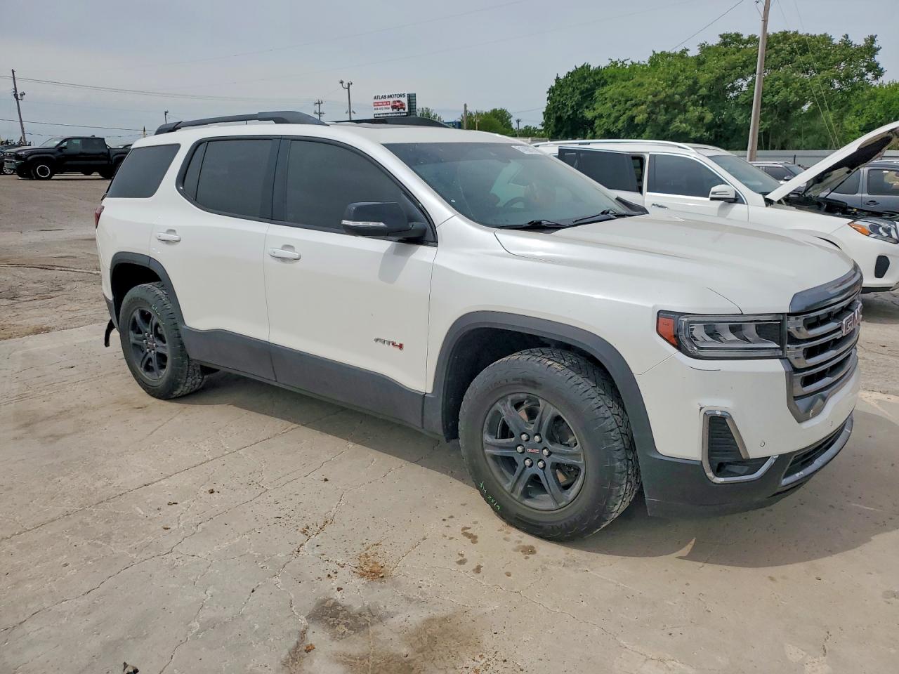 GMC Acadia At4