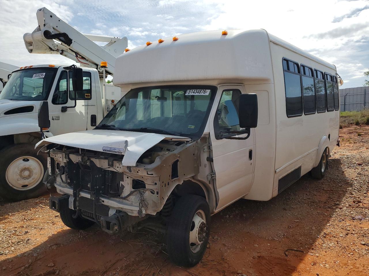 Salvage Ford Econoline Image