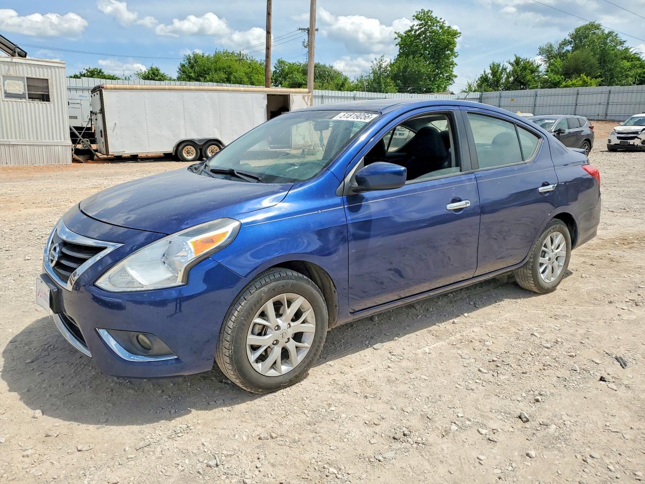 Salvage Nissan Versa Image