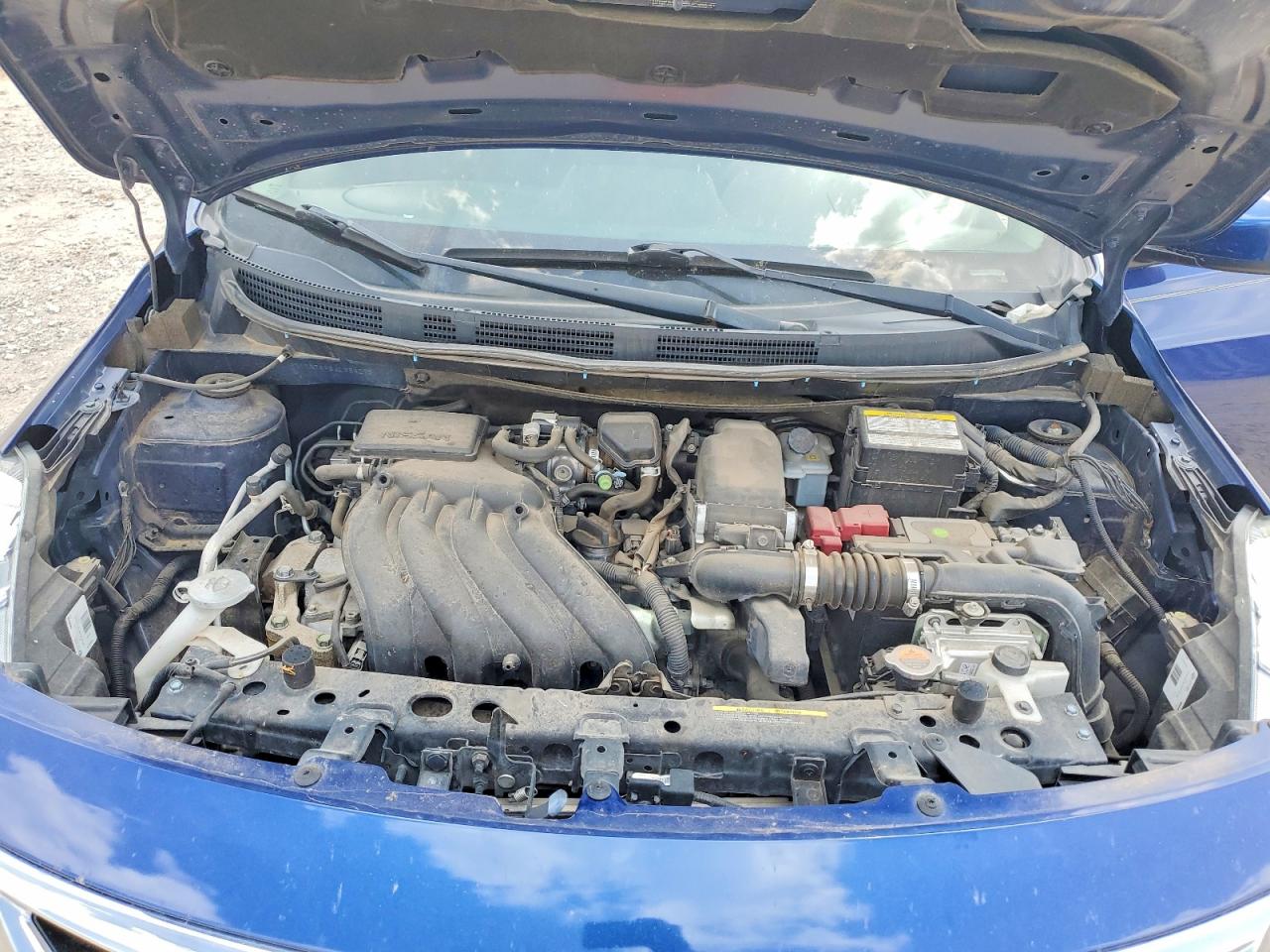 Nissan Versa Sv