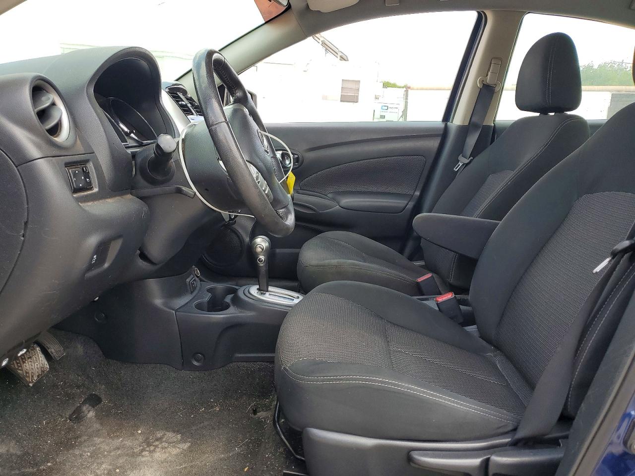 Nissan Versa Sv