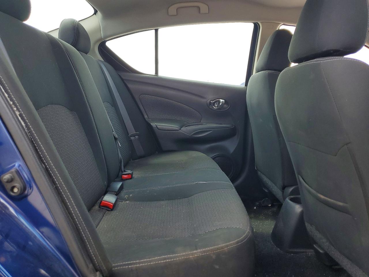 Nissan Versa Sv
