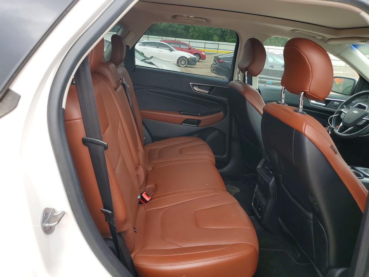 Ford Edge Titanium