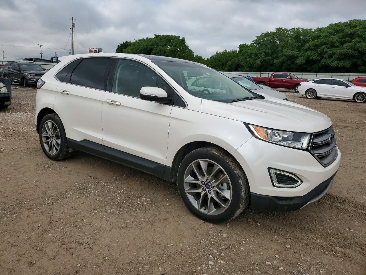 Ford Edge Titanium
