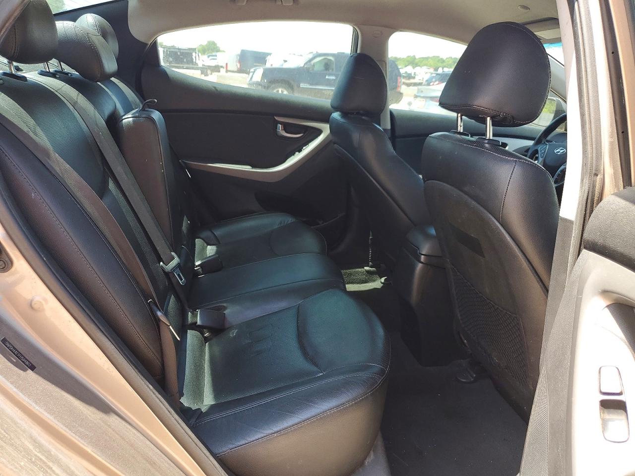 Hyundai ELANTRA Limited