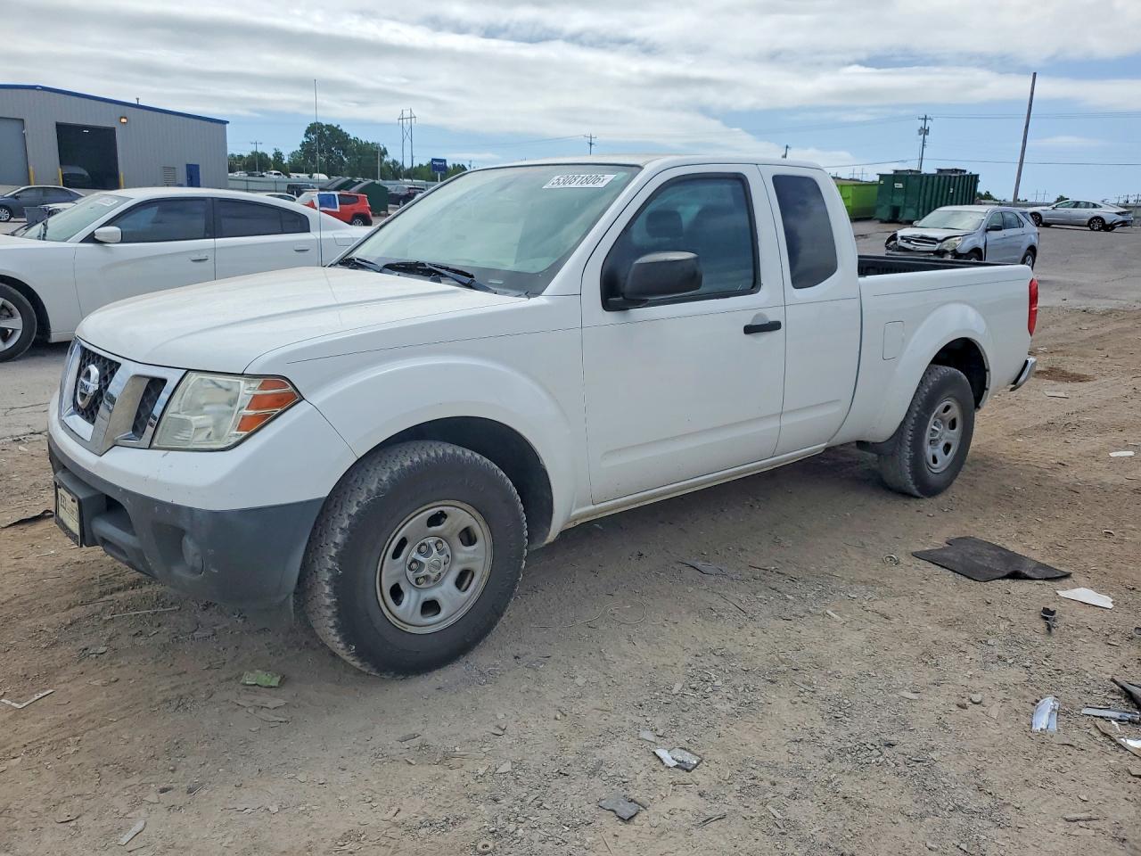 Salvage Nissan Frontier Image