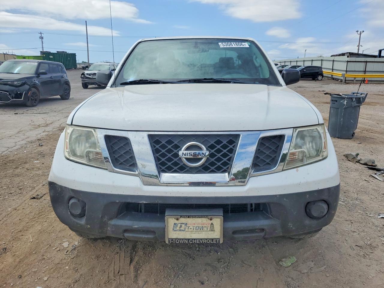 Nissan Frontier S