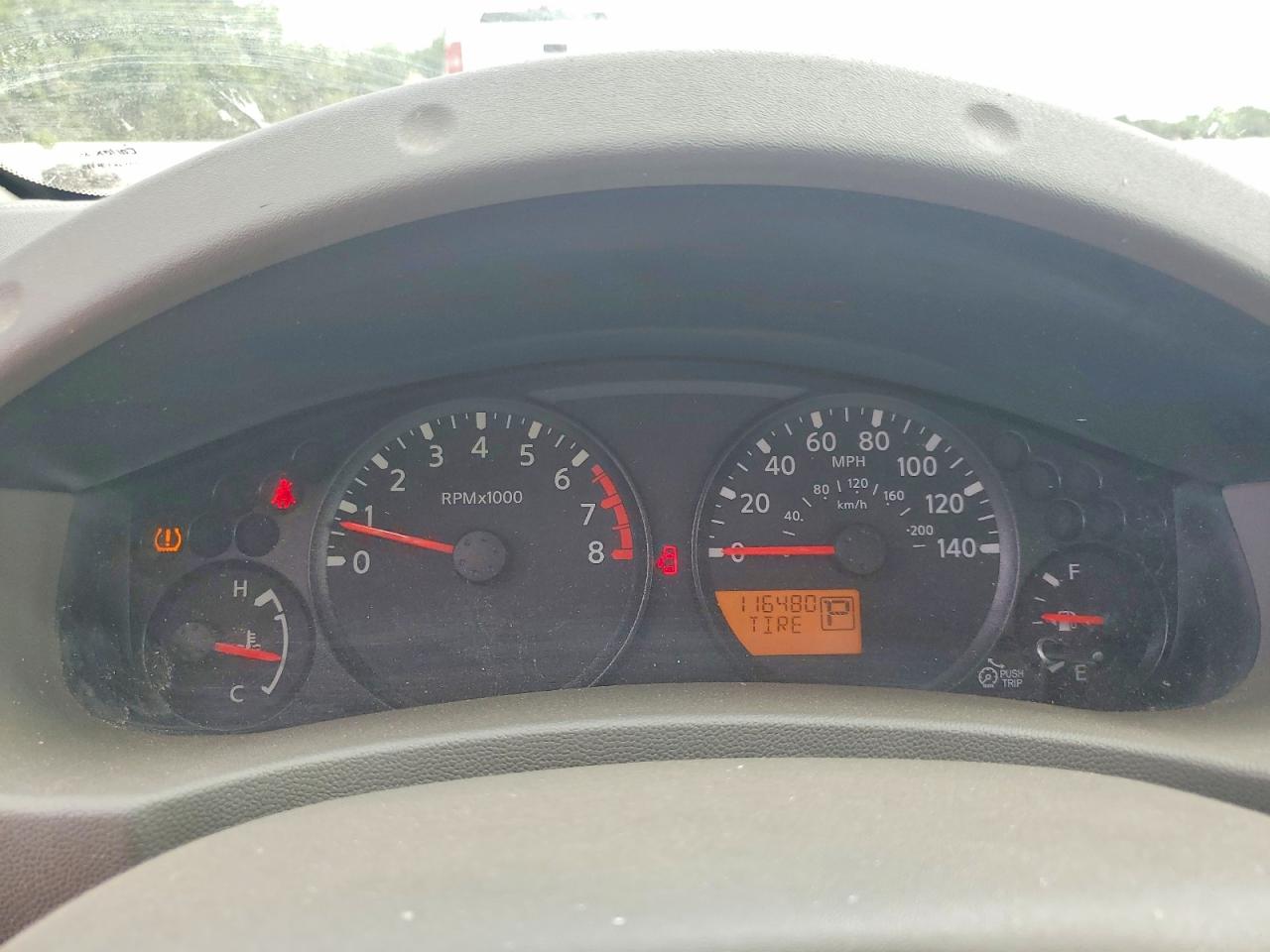 Nissan Frontier S